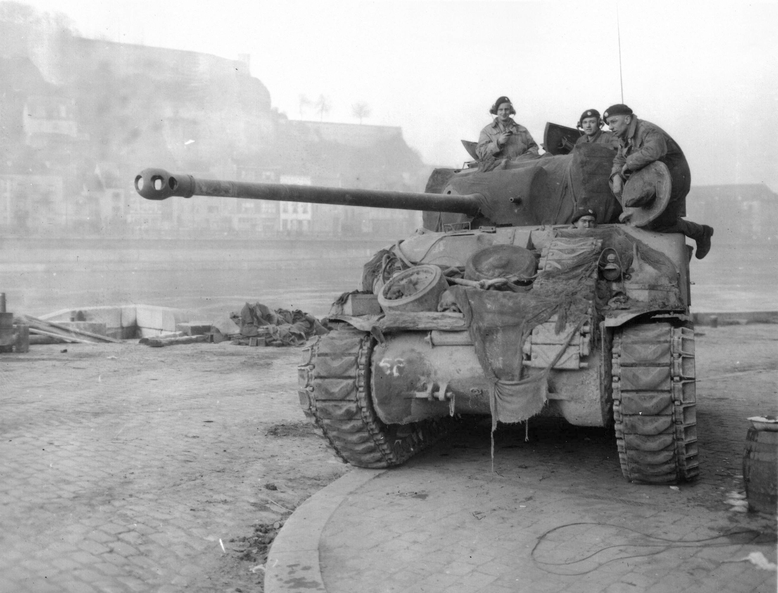 British_Sherman_Firefly_Namur