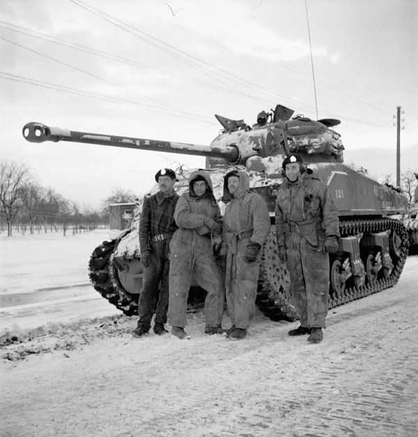 VC-1Hussars-ZettenNetherlands20JAN45