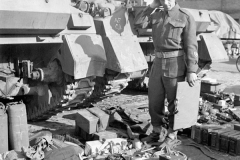 VC-CalgaryRegt-DottigniesBelgium22MAR44