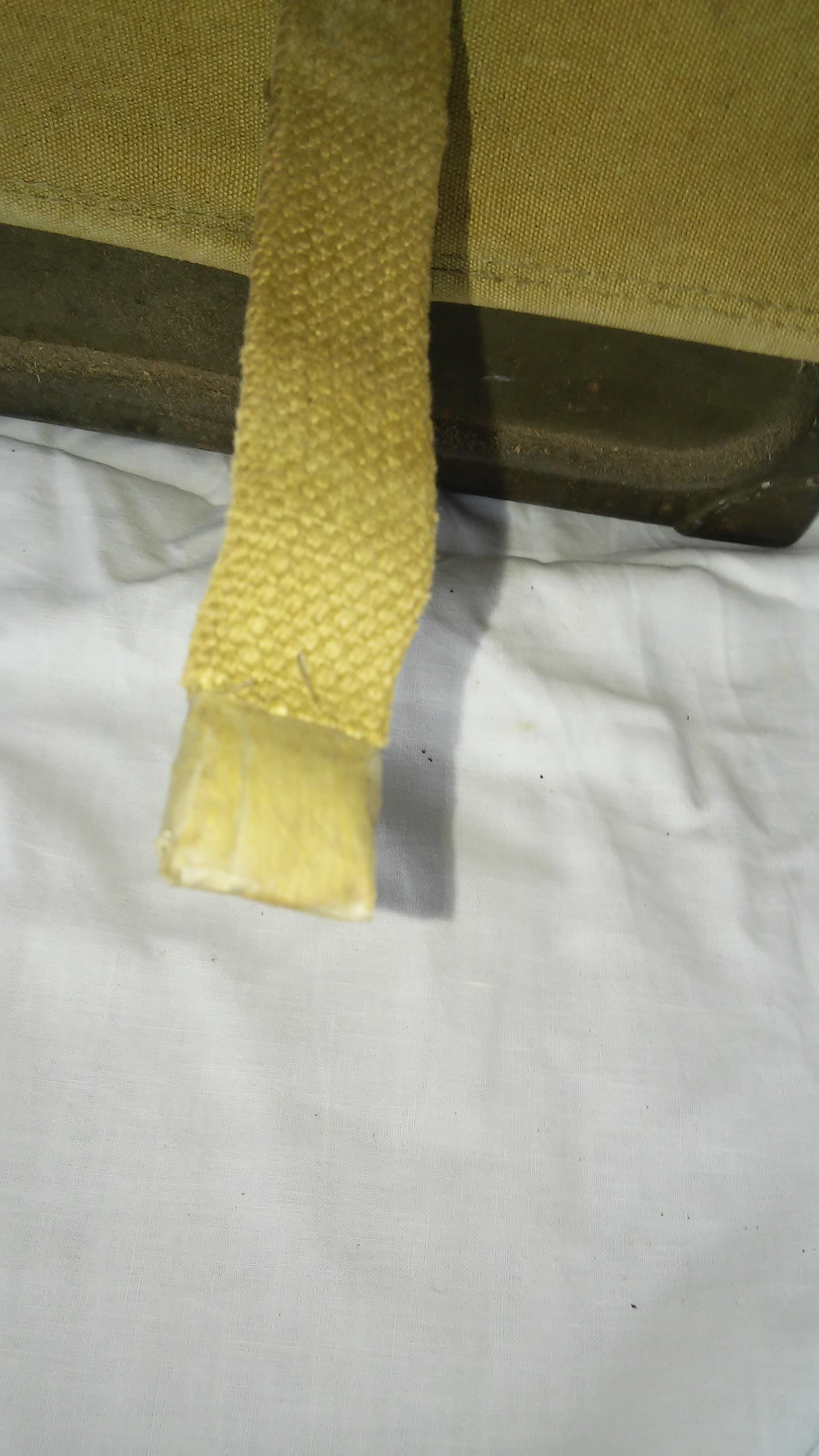 Wireless Set 18, Missing Brass Tab